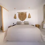 Sea View - Luxury Pool - Golden Beach, Paros