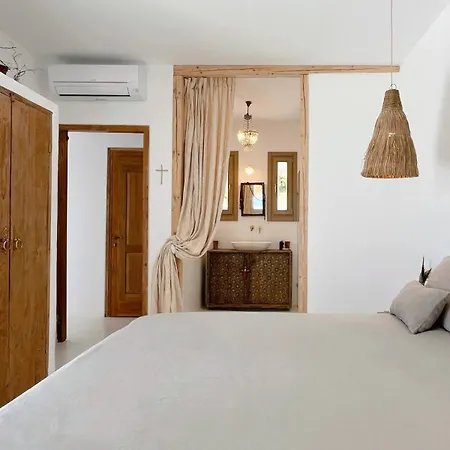 Sea View - Luxury Pool - Golden Beach, Paros Villa *