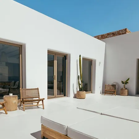 Вилла Sea View - Luxury Pool - Golden Beach, Paros Marpissa